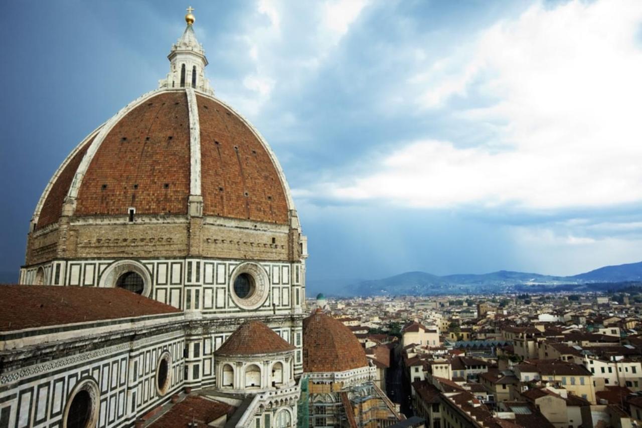 Romantico Attichino Con Terrazzo Vista Duomo !! Firenze Bagian luar foto